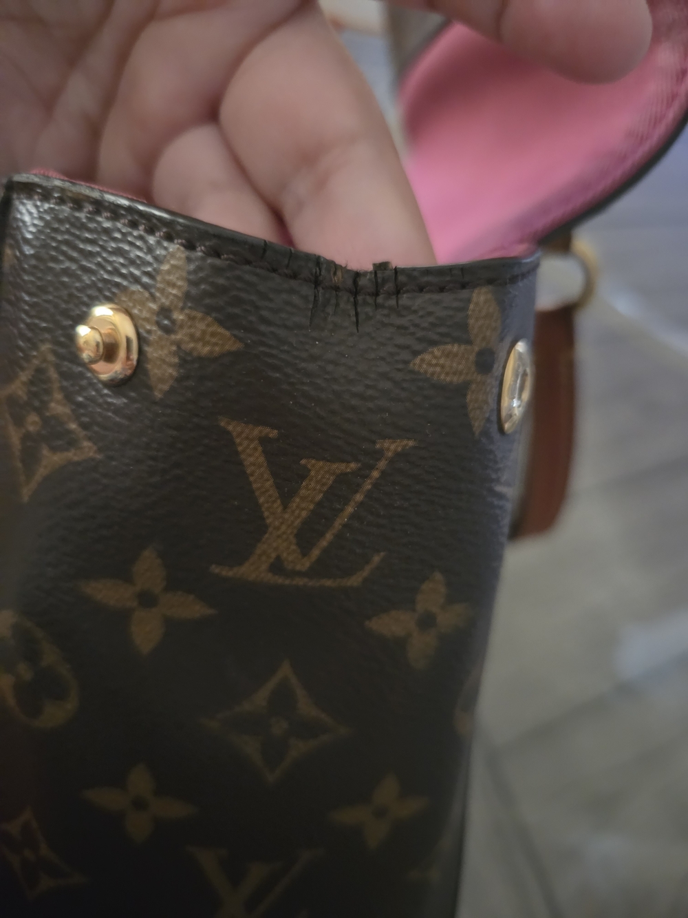 Louis Vuitton Clunny BB Crossbody Bag - Picture 15 of 16